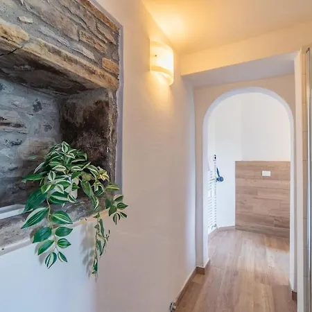 Elegante Casale Con Vista Lago Vicino A Дом отдыха *