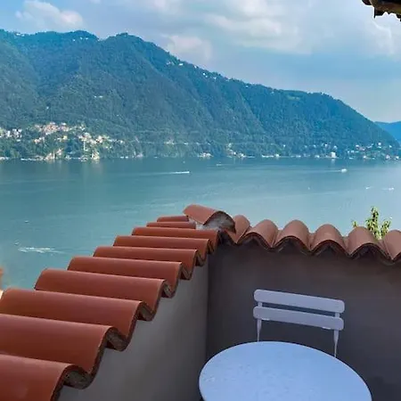 Дом отдыха Elegante Casale Con Vista Lago Vicino A *