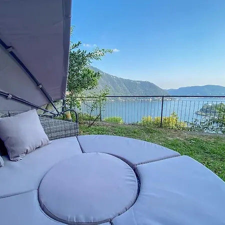 Elegante Casale Con Vista Lago Vicino A Дом отдыха