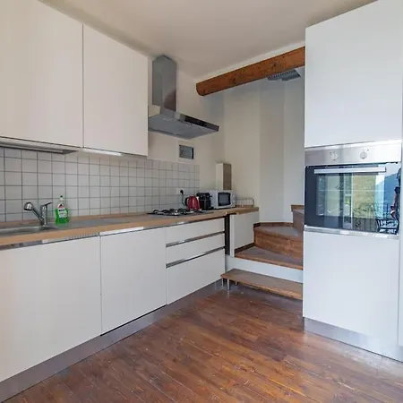 Elegante Casale Con Vista Lago Vicino A Черноббио